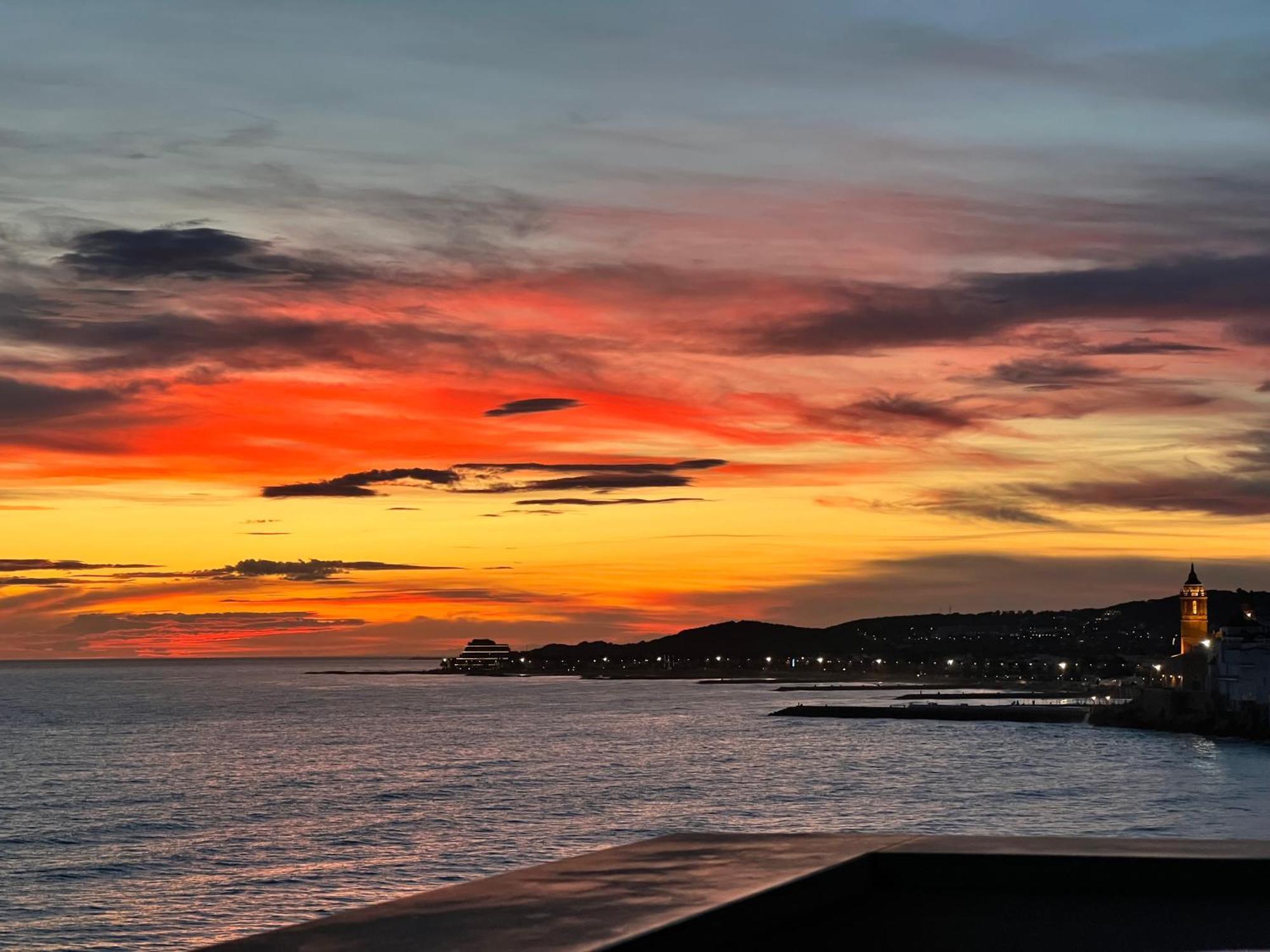 Vistas Del Mar By Hello Homes Sitges Exterior foto